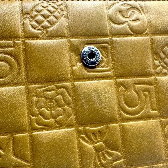 Chanel Long Wallet with Coin Pocket Precious Symbols Camel Leather Authentic y2k - Picture 8 of 16